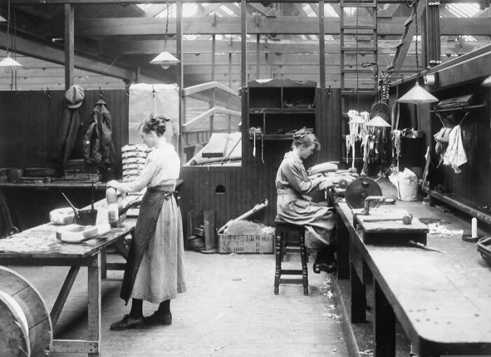 Women working in a WWI factory, showcasing how women changed everything during the war effort.