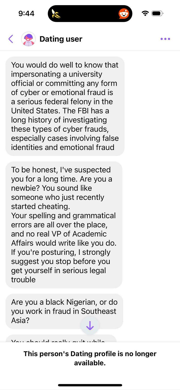 Screenshot of dating user messages exposing delusional behavior and accusations of fraud from a suspicious online profile.