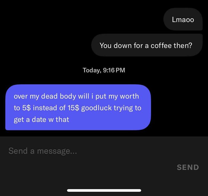 Screenshot of a text conversation highlighting delusional behavior in women discussing dating and self-worth.