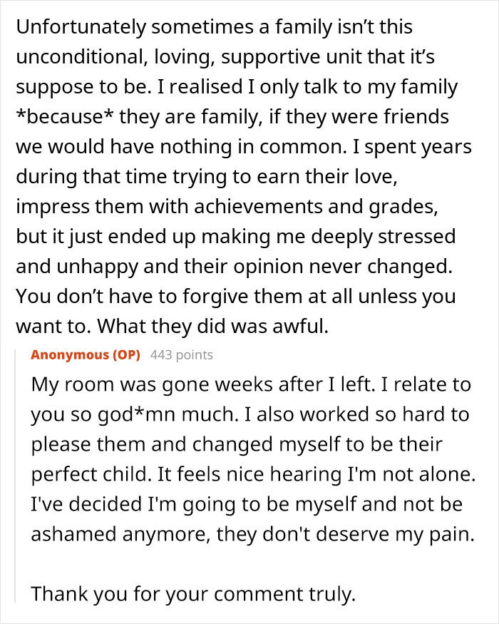 "I Cried So Much I Had Cramps": Woman Freaks Over Family Vacation, People Tell Her To Grow Up "I Cried So Much I Had Cramps": Woman Freaks Over Family Vacation, People Tell Her To Grow Up