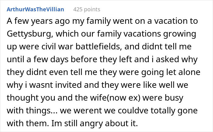"I Cried So Much I Had Cramps": Woman Freaks Over Family Vacation, People Tell Her To Grow Up "I Cried So Much I Had Cramps": Woman Freaks Over Family Vacation, People Tell Her To Grow Up