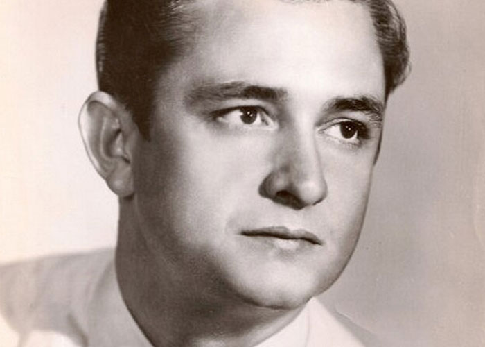 “A Total Gentleman”: 50 Times People Ran Into Celebrities And Had The Wildest Experiences