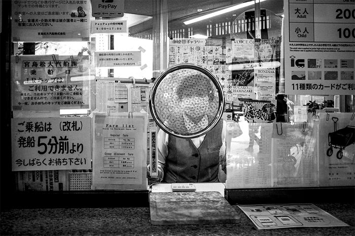 Trapped In The Frame, From The Series 'Half-Visible' © Yanitsa Genova