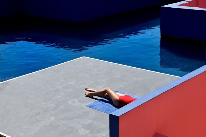 "Curved Line" By Jose Antoine Costa