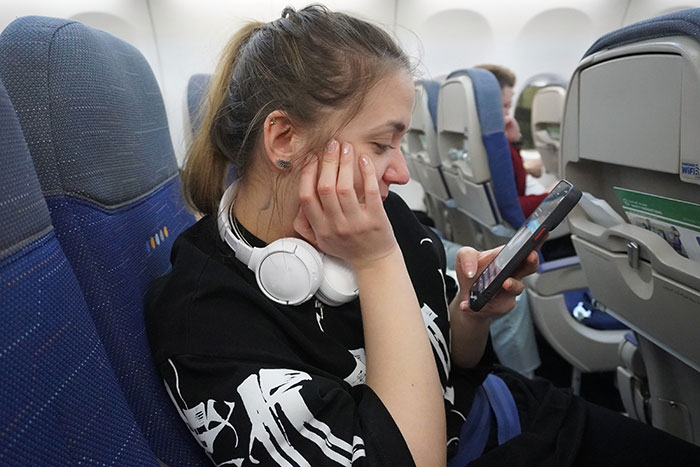 Woman Vents About How People Paying For Their Seats Made Her Family Flights Very Difficult Woman Vents About How People Paying For Their Seats Made Her Family Flights Very Difficult