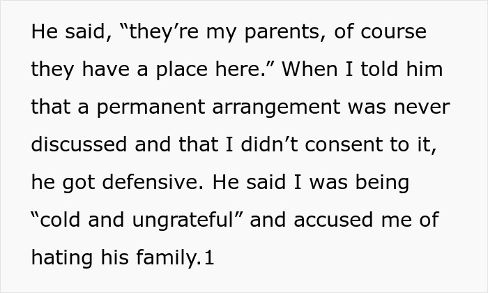 Text excerpt showing a tense conversation about secretly inviting parents to stay, causing relationship conflict. Text excerpt showing a tense conversation about secretly inviting parents to stay, causing relationship conflict.