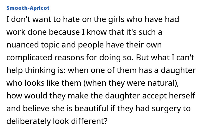 Text excerpt discussing the Love Island face trend and concerns from plastic surgery experts about filler blindness. Text excerpt discussing the Love Island face trend and concerns from plastic surgery experts about filler blindness.