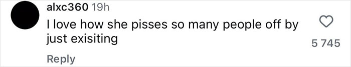 Screenshot of a social media comment trolling Sydney Sweeney after her recent Genes ad, sparking fierce reactions. Screenshot of a social media comment trolling Sydney Sweeney after her recent Genes ad, sparking fierce reactions.