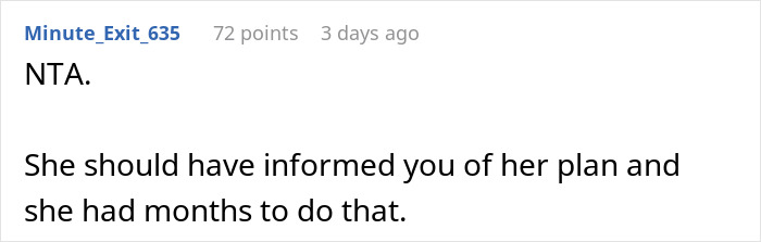Screenshot of an online comment discussing a man spending $22,500 on daughter’s failed wedding and skipping the real one. Screenshot of an online comment discussing a man spending $22,500 on daughter’s failed wedding and skipping the real one.