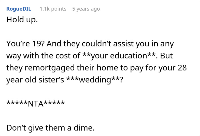 Woman refuses to hand over her entire savings after parents claim it is rightfully theirs in a family dispute text screenshot. Woman refuses to hand over her entire savings after parents claim it is rightfully theirs in a family dispute text screenshot.