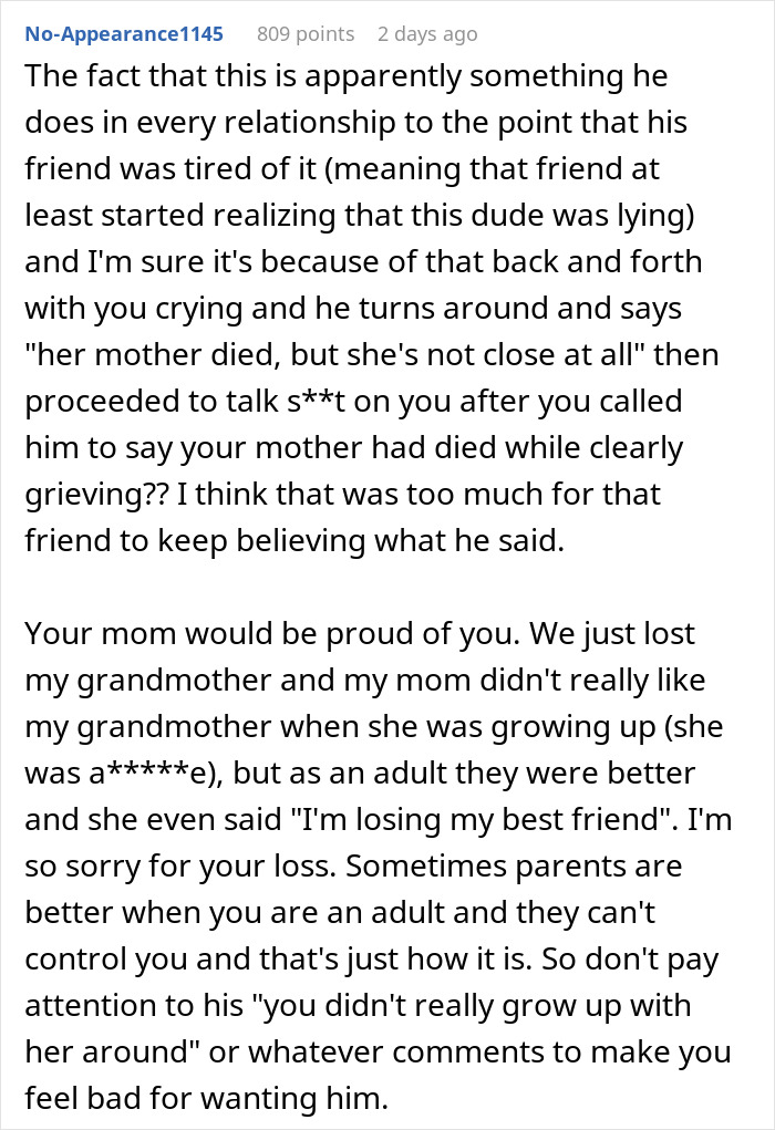 Screenshot of an online comment discussing a woman’s heartbreak and her boyfriend’s true character revealed after her mother’s death.