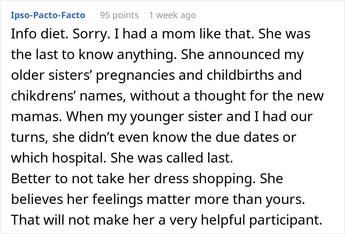 User comment discussing a mom excluded from key wedding plans who prioritized sharing family updates over consideration. User comment discussing a mom excluded from key wedding plans who prioritized sharing family updates over consideration.
