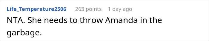 Screenshot of a social media comment discussing a man who gives his pregnant girlfriend an ultimatum over her insecurities. Screenshot of a social media comment discussing a man who gives his pregnant girlfriend an ultimatum over her insecurities.