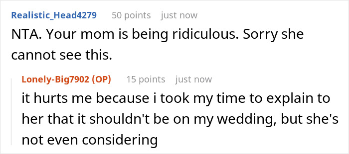 Screenshot of an online forum discussion about a bride's mom threatening to wear a white gown to the wedding. Screenshot of an online forum discussion about a bride's mom threatening to wear a white gown to the wedding.