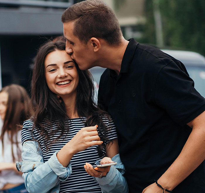 Self-Proclaimed “Unattractive” Man Vents How He’s Forced By Friends To Date, Update Shocks Everyone Self-Proclaimed “Unattractive” Man Vents How He’s Forced By Friends To Date, Update Shocks Everyone