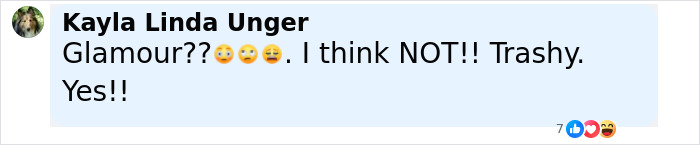 User comment on Jenna Ortega fans criticizing her trashy Wednesday looks with skeptical emojis and strong disapproval. User comment on Jenna Ortega fans criticizing her trashy Wednesday looks with skeptical emojis and strong disapproval.