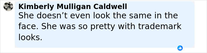 Comment text discussing Jenna Ortega fans unhappy with her trashy Wednesday looks and her previous pretty appearance. Comment text discussing Jenna Ortega fans unhappy with her trashy Wednesday looks and her previous pretty appearance.