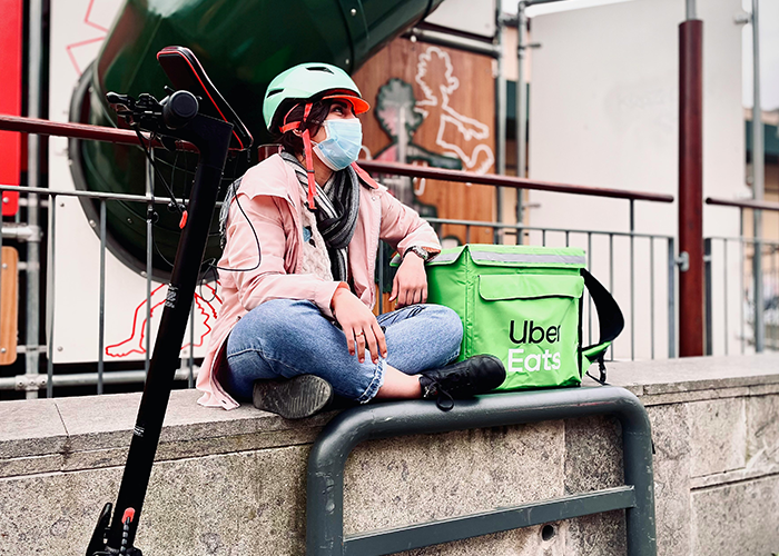 Instacart Shopper Refuses To Carry 168 Bottles And 14 Jugs Of Water Up 17 Floors: “You Have To Use The Stairs” Instacart Shopper Refuses To Carry 168 Bottles And 14 Jugs Of Water Up 17 Floors: “You Have To Use The Stairs”