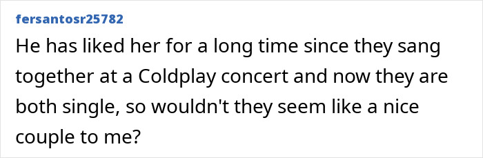 Fan comment discussing Shakira and Chris Martin romance speculation after an emotional onstage moment at a Coldplay concert. Fan comment discussing Shakira and Chris Martin romance speculation after an emotional onstage moment at a Coldplay concert.