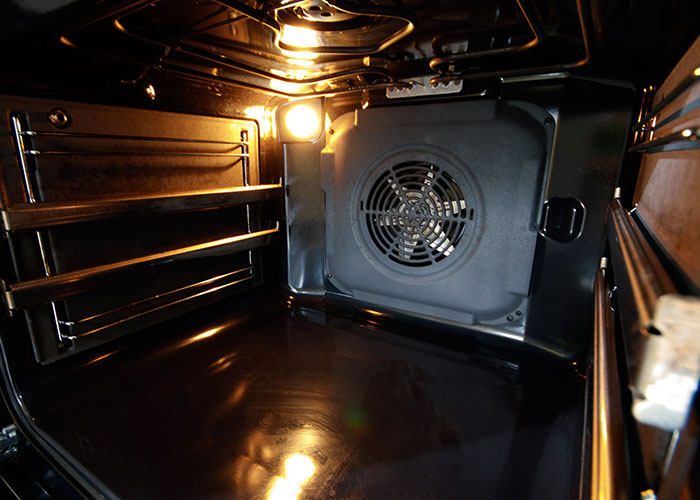 People Realized That It Was Just Their Weird Family Who Knew These 40 Household “Hacks”