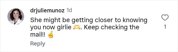 Comment on social media discussing a mom telling her 6-year-old daughter about not attending Taylor Swift's wedding, reaction viral. Comment on social media discussing a mom telling her 6-year-old daughter about not attending Taylor Swift's wedding, reaction viral.