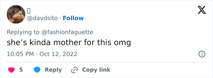 Anna Delvey walking the NYFW runway wearing a stylish outfit paired with a visible ankle monitor, sparking buzz. Anna Delvey walking the NYFW runway wearing a stylish outfit paired with a visible ankle monitor, sparking buzz.