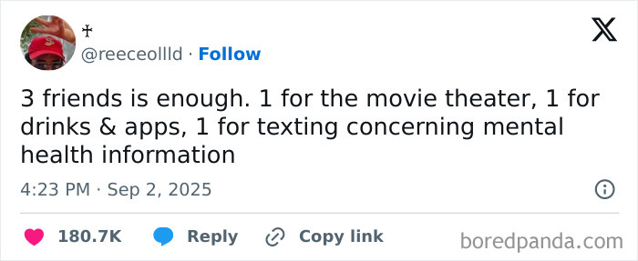 Screenshot of a humorous tweet about friendship, illustrating some of the funniest tweets of September that made people laugh.