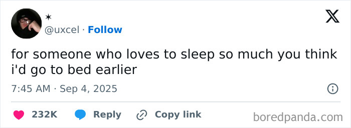 Tweet about loving sleep but not going to bed earlier, showcasing some of the funniest tweets of September.