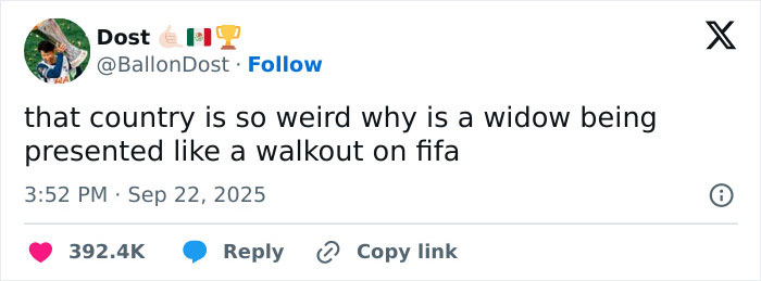 Tweet criticizing Charlie Kirk memorial organizers over Erika’s surprising entrance, comparing it to WWE level stuff and a FIFA walkout. Tweet criticizing Charlie Kirk memorial organizers over Erika’s surprising entrance, comparing it to WWE level stuff and a FIFA walkout.