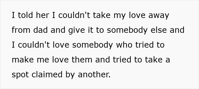 Text showing a bride refusing to let mom’s hubby walk her down the aisle, explaining her feelings about loyalty to her dad.