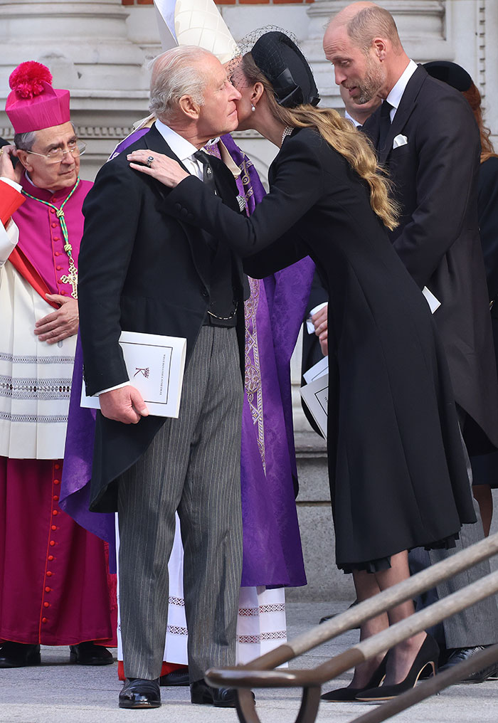Kate Middleton kindly saying goodbye to King Charles with a kiss on the cheek after royal funeral event. Kate Middleton kindly saying goodbye to King Charles with a kiss on the cheek after royal funeral event.