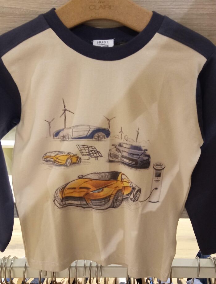 Long sleeve shirt with sketches of electric cars and wind turbines, highlighting Danish sustainable energy concepts.