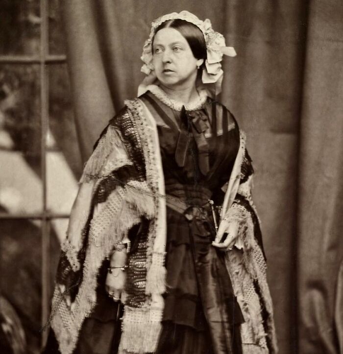 Victorian woman dressed in period clothing, representing famous historical quotes that everyone thinks are true but aren’t.