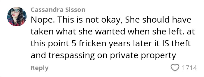 "Call The Cops": Man's Ongoing Plant Feud With House's Former Owner Goes Viral "Call The Cops": Man's Ongoing Plant Feud With House's Former Owner Goes Viral
