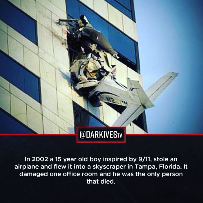 Small plane crashed into Tampa skyscraper in 2002, a terrifying fact showing the dark side of our world.