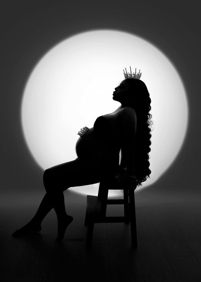 How Maternity Photography Empowers Women To See Their Own Strength (3 Pics)