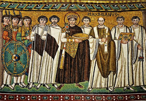 Emperor-Justinian-Mosaic-1433907853-68bfa2e1039a2.jpg