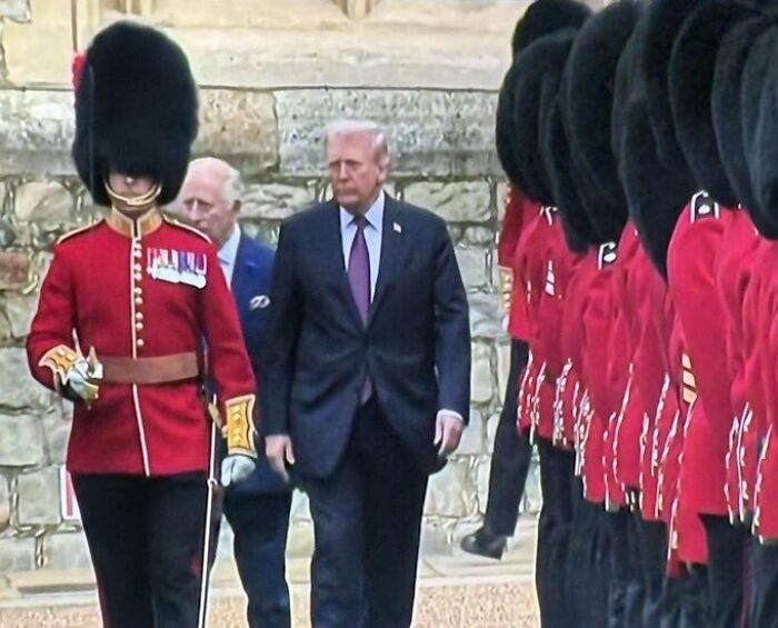 King Charles showing subtle signs of impatience during state visit with Donald Trump, observed by body language expert. King Charles showing subtle signs of impatience during state visit with Donald Trump, observed by body language expert.