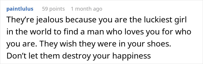 Screenshot of an online comment offering support to a woman devastated after friends say her model boyfriend is out of her league. Screenshot of an online comment offering support to a woman devastated after friends say her model boyfriend is out of her league.