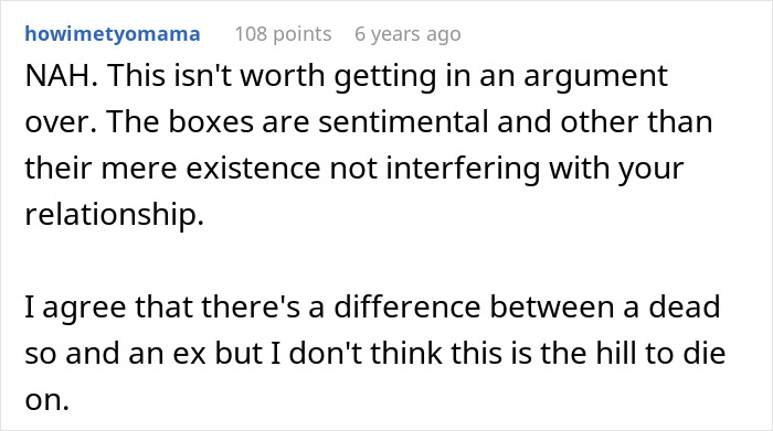 Reddit user shares opinion on wife wanting man to toss ex-GF’s memory box but keep late ex-BF’s, highlighting hypocrisy debate.