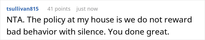 Screenshot of an online comment praising a lady standing up for cousin’s wife against a rude husband in a family dispute. Screenshot of an online comment praising a lady standing up for cousin’s wife against a rude husband in a family dispute.