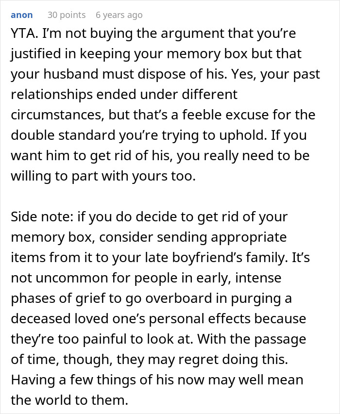 Text discussing hypocrisy as a wife wants husband to toss ex-GF’s memory box but keep her late ex-BF’s items