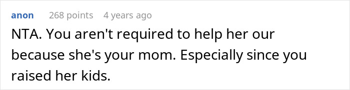 Screenshot of an online comment discussing siblings who take care and refuse support to their mother in a family conflict. Screenshot of an online comment discussing siblings who take care and refuse support to their mother in a family conflict.