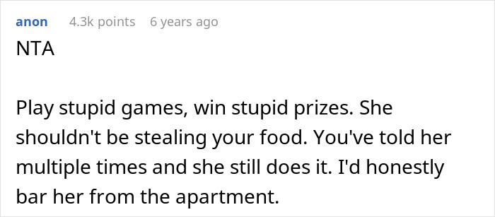 Screenshot of online comment discussing woman upset over bro’s girlfriend eating food, suggesting to bar her from the apartment. Screenshot of online comment discussing woman upset over bro’s girlfriend eating food, suggesting to bar her from the apartment.