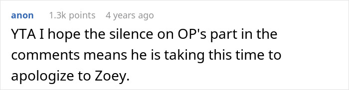 Comment on Reddit discussing dad pulling funding after teen chooses friend’s party over babysitting siblings. Comment on Reddit discussing dad pulling funding after teen chooses friend’s party over babysitting siblings.