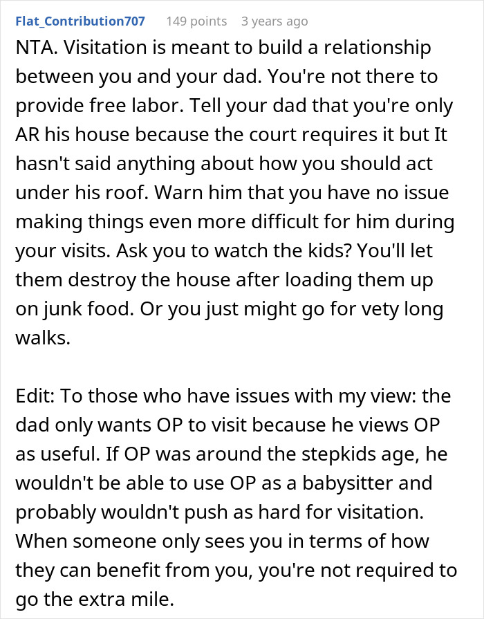 Screenshot of an online comment explaining refusing babysit stepsiblings and setting boundaries during visitation visits. Screenshot of an online comment explaining refusing babysit stepsiblings and setting boundaries during visitation visits.