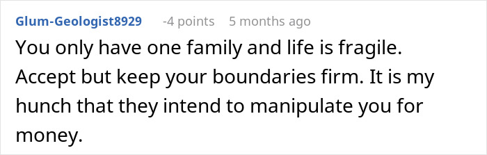 Comment discussing family boundaries and manipulation, related to mom hiding college acceptance letters from least favorite kid. Comment discussing family boundaries and manipulation, related to mom hiding college acceptance letters from least favorite kid.