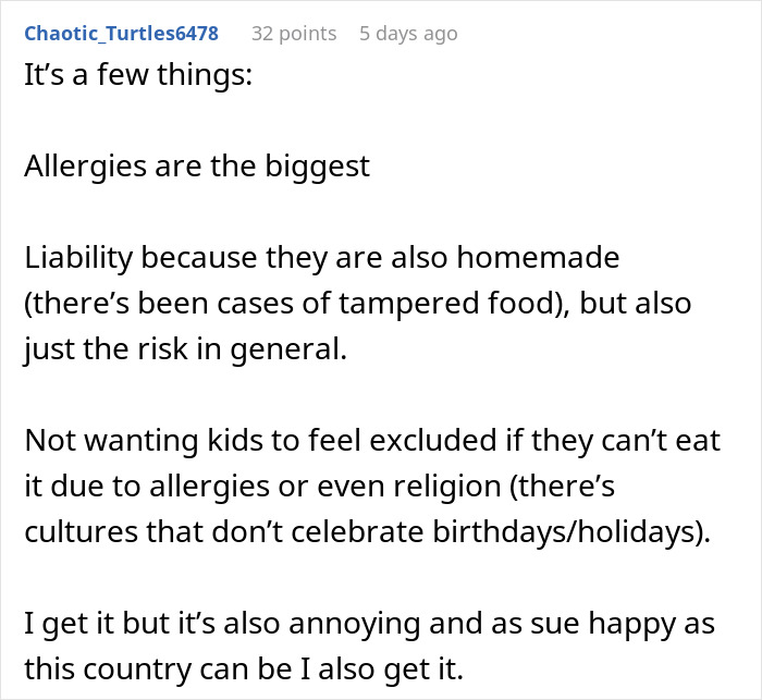 Mom spending hours baking cupcakes for son’s birthday with an unexpected reaction from the school staff and community. Mom spending hours baking cupcakes for son’s birthday with an unexpected reaction from the school staff and community.
