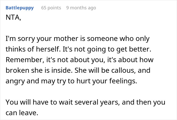 Comment discussing emotional impact after teen faints and hurts herself, reacting to mom doubting the fall’s authenticity.