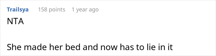 Screenshot of a comment on a social platform reacting to a woman rejecting her sibling’s money hints amid family struggles.